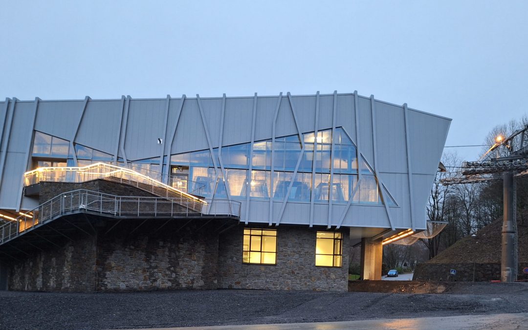 Télécabine Luchon Superbagnères : Gares amont & aval avec garages et locaux d&rsquo;activités – Bagnère-de-Luchons (31)